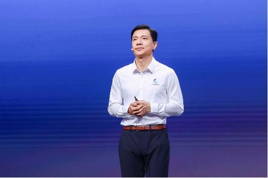 途乐证券 “DeepSeek不是万能的”……李彦宏，释放了6个AI信号